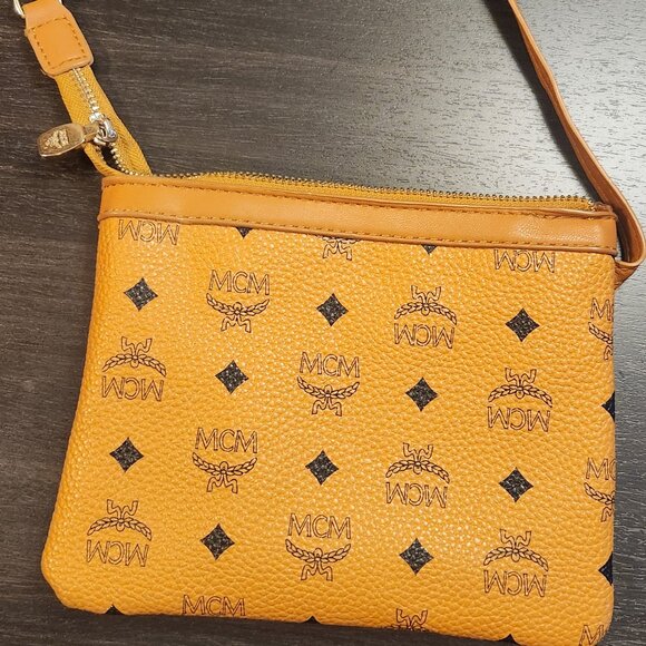 MCM Wristlet - Picture 2 of 2